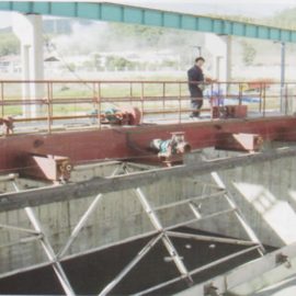 撇渣、（油）、刮泥機