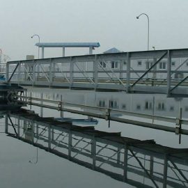 垂架式中心傳動刮泥機(jī)